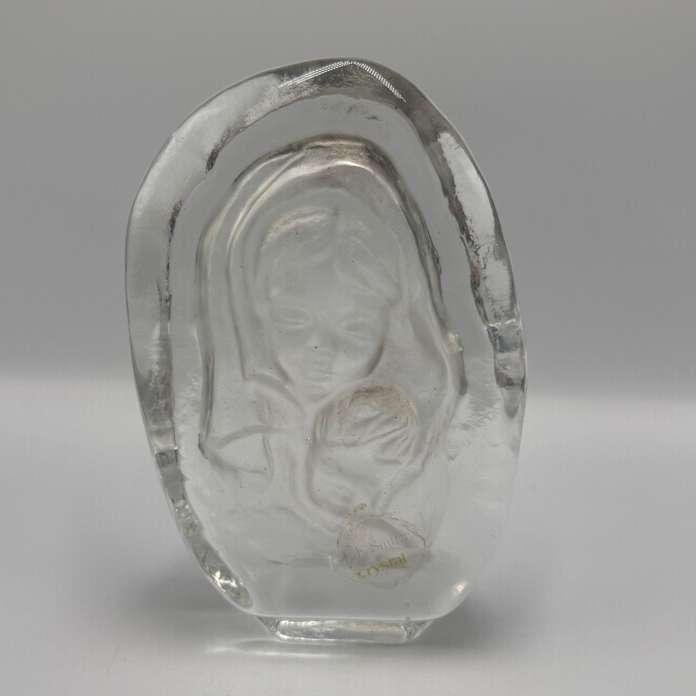 LE Smith Crystal Virgin Mary and Child Paperweight Madonna Frosted Intaglio Art